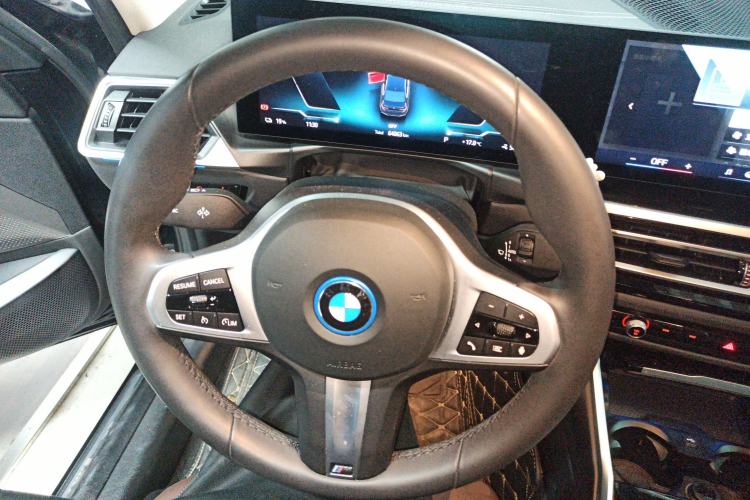 Used BMW i3 2024 eDrive 35 L
