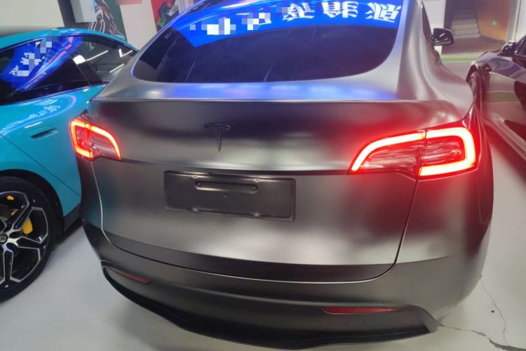 Used Tesla Model Y 2021 Long-Range All-Wheel-Drive Version 3D7