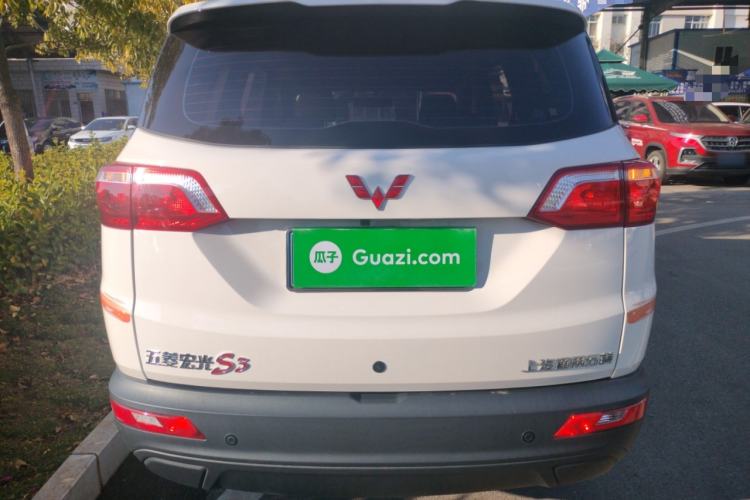 Used Wuling Hongguang S3 2019 1.5L Manual Comfort Model China VI Standard
