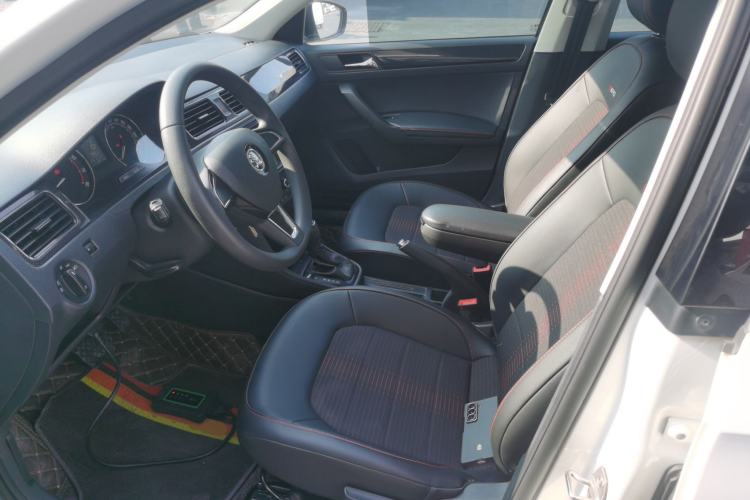 Used Skoda Rapid Spaceback 2016 Revised 1.6L Automatic Smart Drive Version