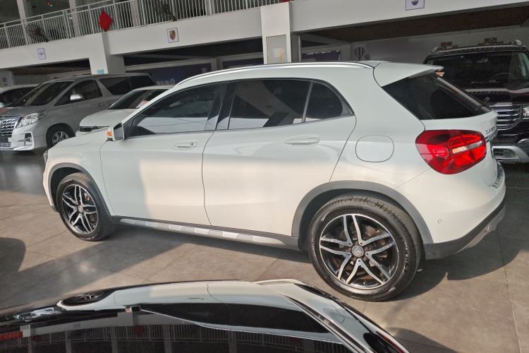 Used Mercedes-Benz GLA 2016 GLA 200 Fashion Model
