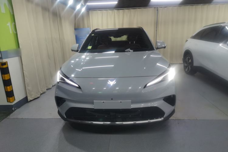 Used ARCFOX Alpha T5 2026 Model Range-Extended 1215 Yuanjing Smart Driving Version
