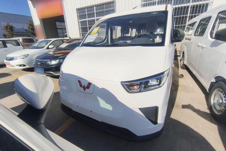 Used Wuling Yangguang 
