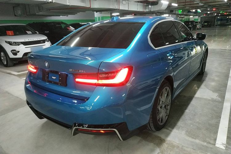 Used BMW i3 2022 eDrive 35 L
