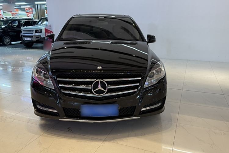 Used Mercedes-Benz R-Class 2017 R 320 4MATIC Business Edition Prestige Model
