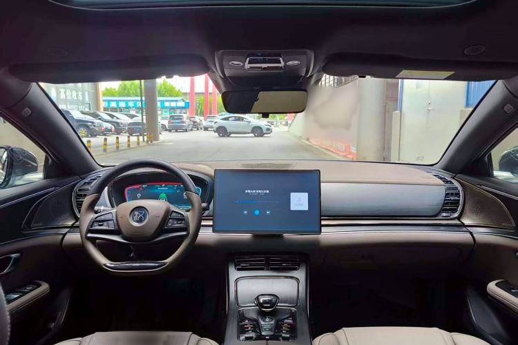 Used BYD Han 2023 EV Champion Edition 605KM Front-Drive Premium Model
