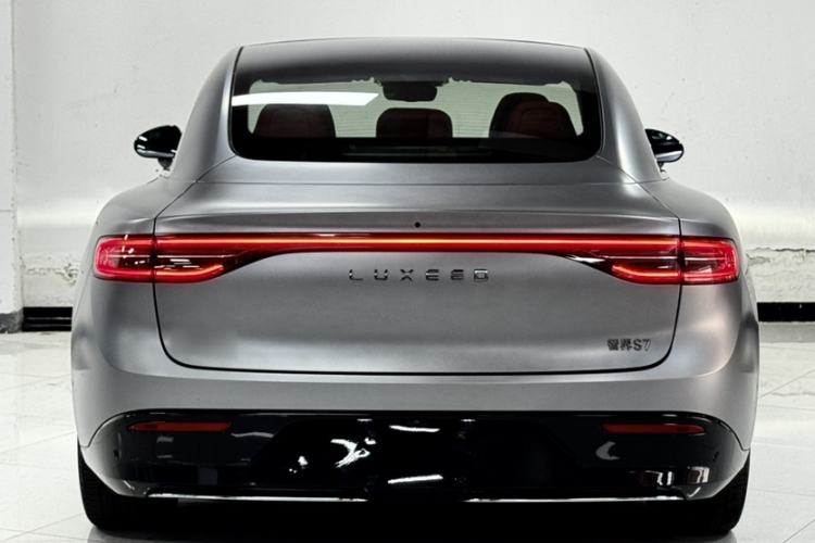 Used Hima Luxeed S7 2024 Max+ Rear-Drive Ultra-Range Intelligent Driving Edition
