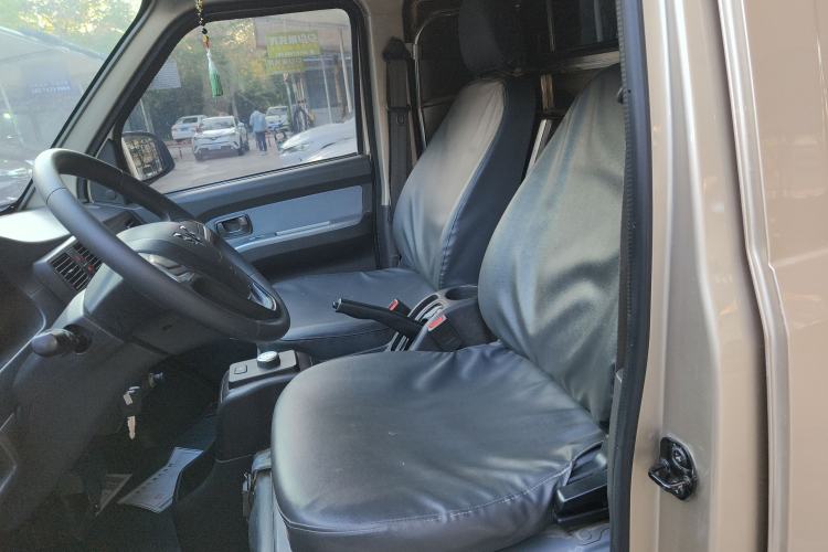 Used Wuling Rongguang EV 2022 Base Model Enclosed Cabin Vehicle 2 Seats CATL
