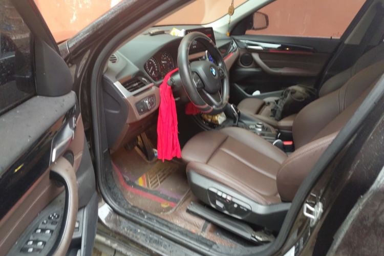 Used BMW X1 2020 sDrive25Li Leading Model
