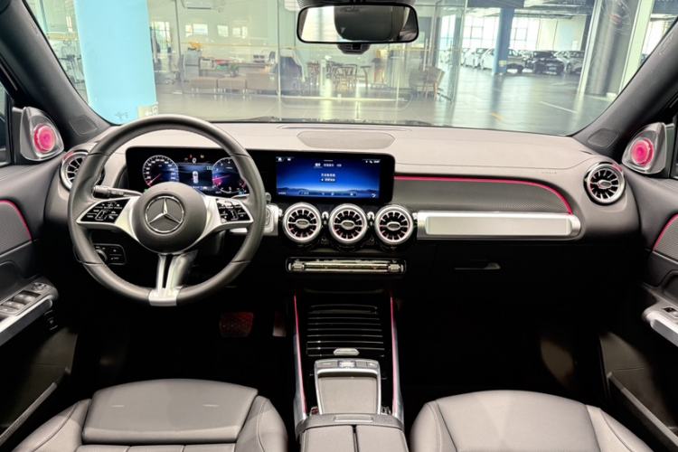 Used Mercedes-Benz GLB 2024-Year Restyled GLB 200 Dynamic Edition
