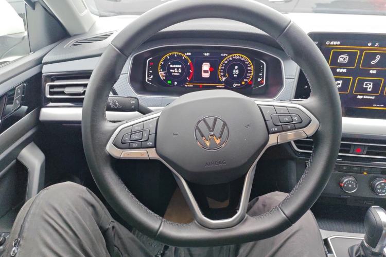 Used Volkswagen Lavida 2023 Revised Version 1.5L Automatic Starry Sky Edition – 5 Million Units