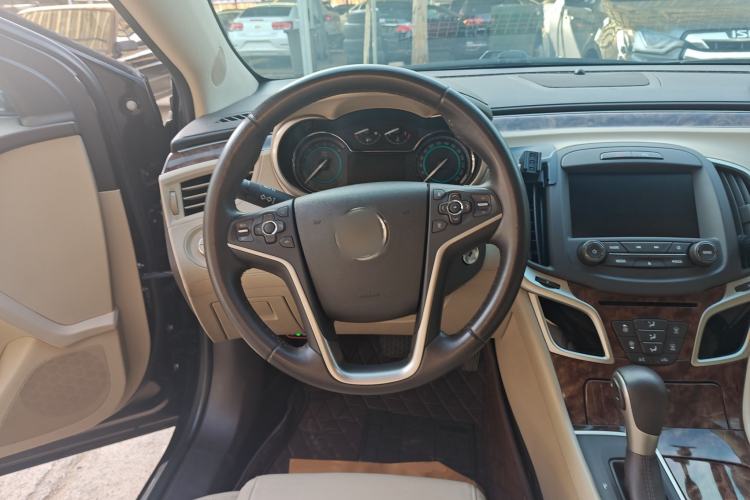 Used Buick LaCrosse 2013 2.4L SIDI Leading Comfort Version