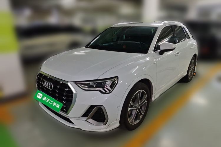 Used Audi Q3 2021 40 TFSI Fashion Dynamic Model