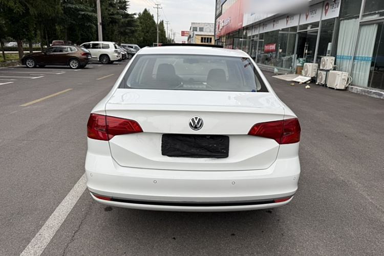 Used Volkswagen Bora 2016 1.6L Automatic Comfort Model
