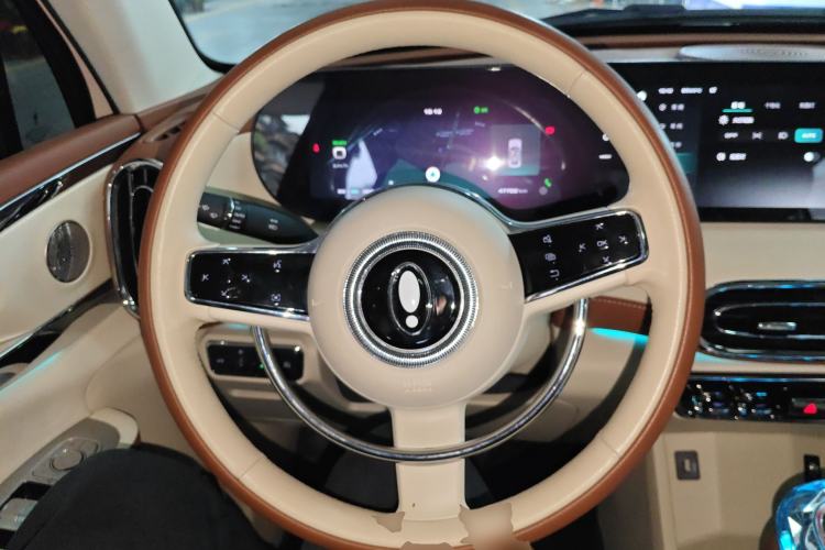 Used ORA Ballet Cat 2022 401 km Alice Edition