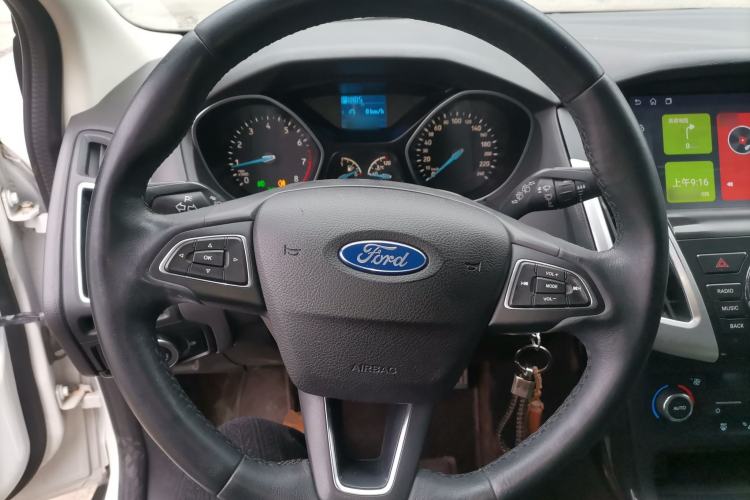 Used Ford Focus 2015 Hatchback 1.6L Automatic Fashion Edition
