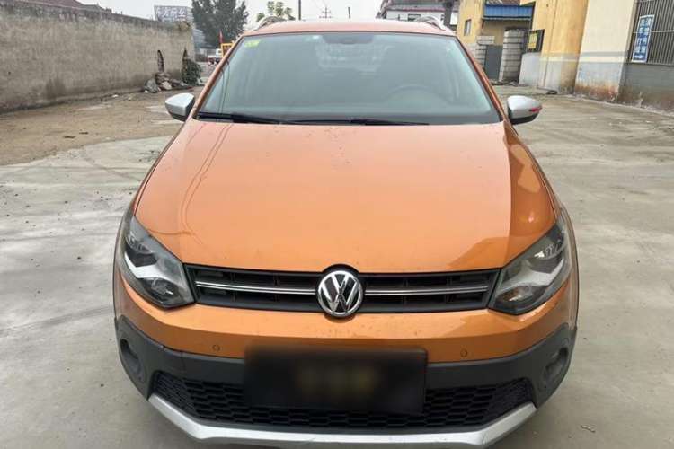 Used Volkswagen Polo 2014 1.6L Cross Polo Manual
