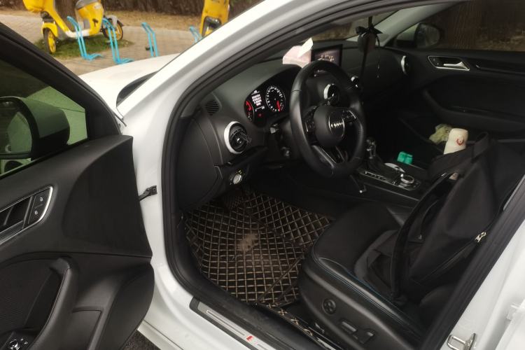 Used Audi A3 2020 Limousine 35 TFSI Fashion Edition China VI Emission Standard