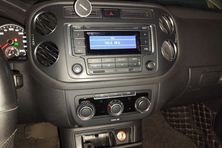 Used Volkswagen Tiguan 2016 280TSI Automatic Two-Wheel-Drive Silk Road Style Edition