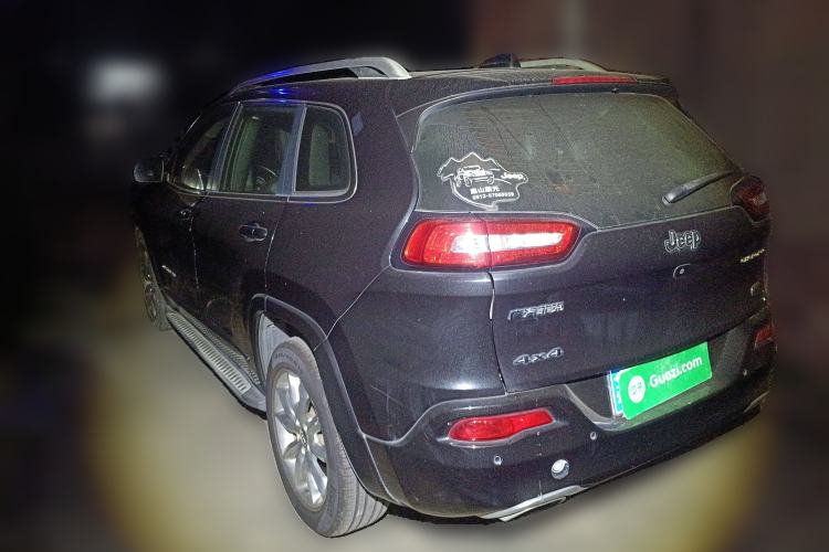 Used  Cherokee 2017 2.4L Excellence Edition
