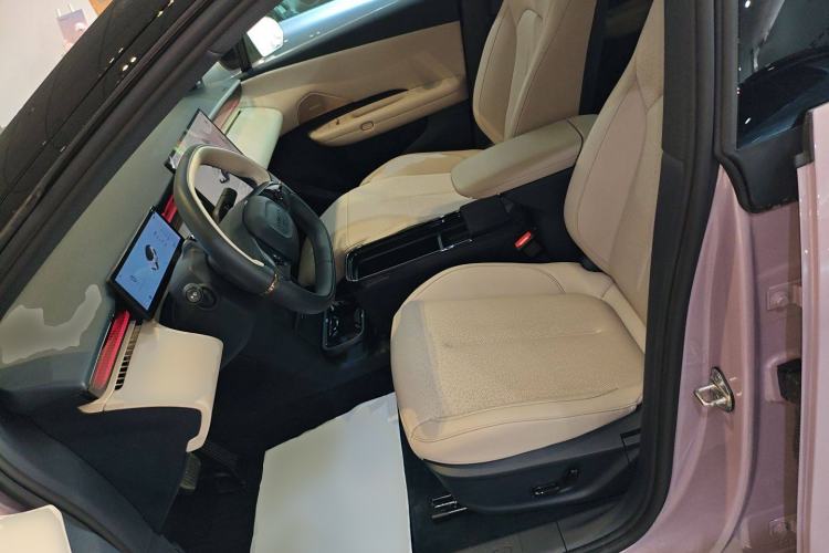 Used Lynk & Co Z20 2025 530 km Range Rear-Wheel Drive Max
