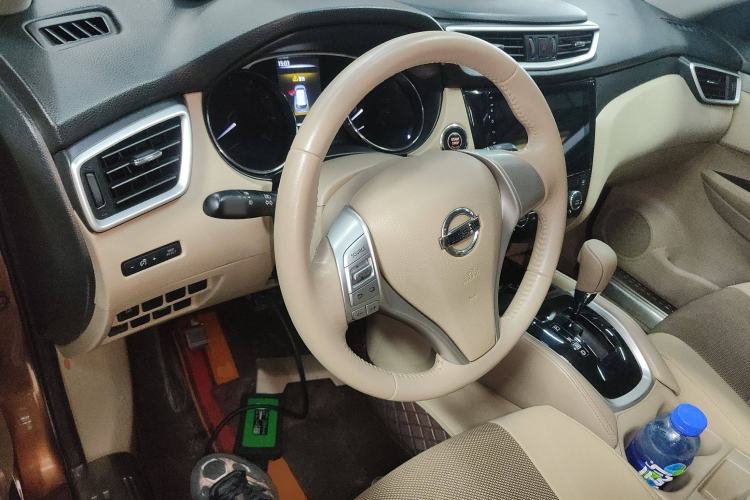 Used Nissan X-Trail 2014 2.0L CVT Comfort Edition 2WD
