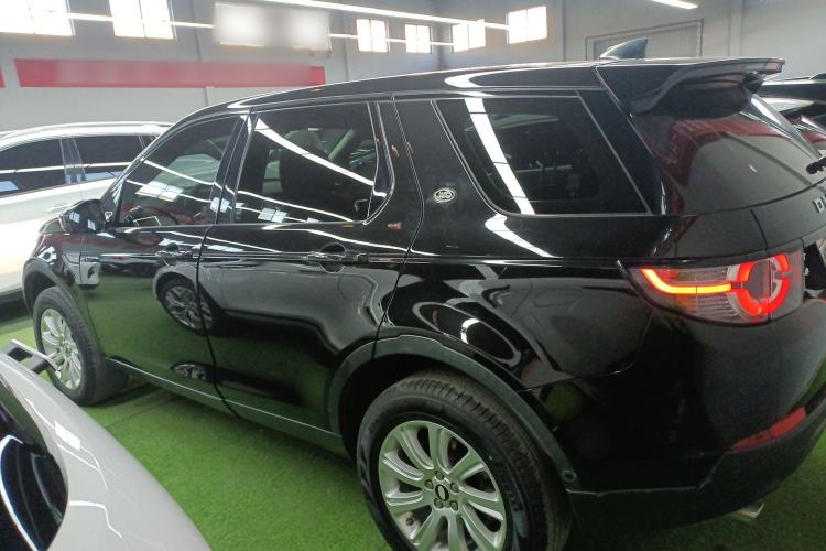 Used Land Rover Discovery Sport 2019 240 PS SE Version China VI Standard
