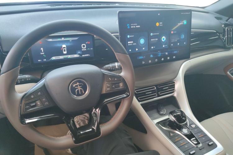 Used BYD Song Pro New Energy 2023 Champion Edition DM-i 110KM Excellence Model
