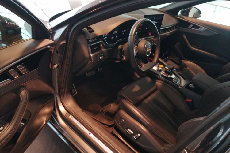 Used Audi A4L 2024 40 TFSI quattro RS Performance Package
