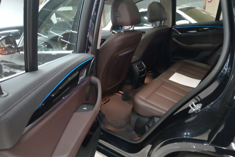 Used BMW iX3 2023 Leading Model
