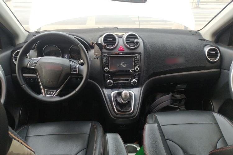 Used Haval H6 2015 Upgraded Model 1.5T Manual Two-Wheel Drive Elite Version