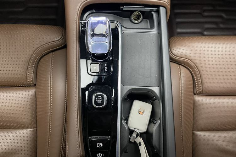 Used Volvo V90 2024 Cross Country B5 AWD Prestige Edition
