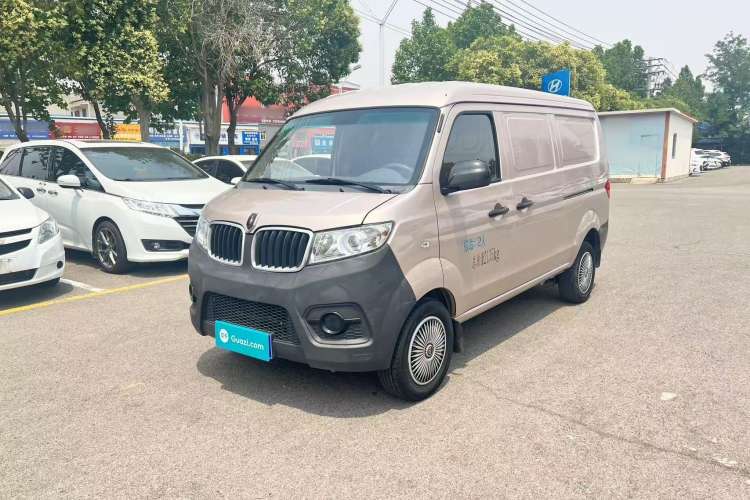Used Jinbei Hiace X30 2020 1.5L Van Super-Enjoyment Model China VI Standard SWC15M
