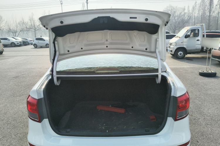 Used Kia K2 2015 Sedan 1.4L MT GLS
