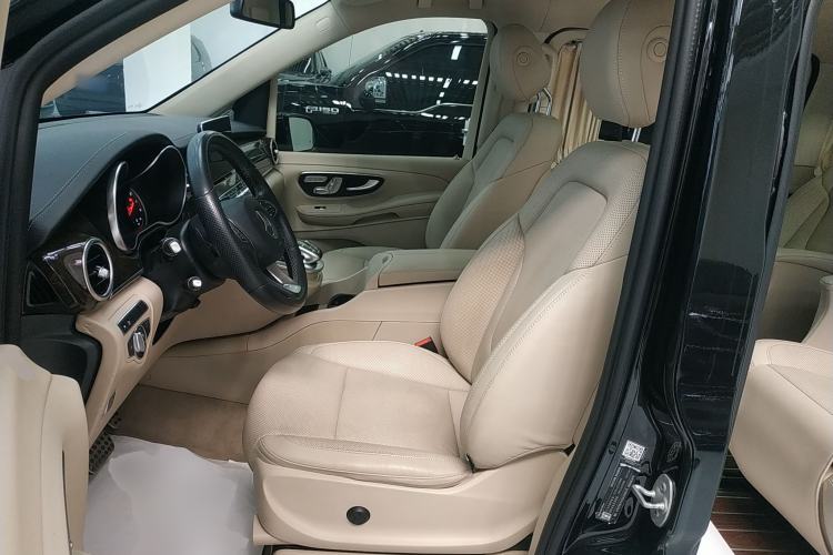 Used Mercedes-Benz V-Class 2017 V 260 L Prestige Extended Edition