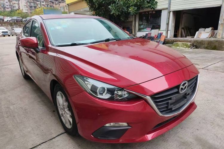 Used Mazda Mazda 3 Axela 2014 Sedan 1.5L Manual Comfort Model
