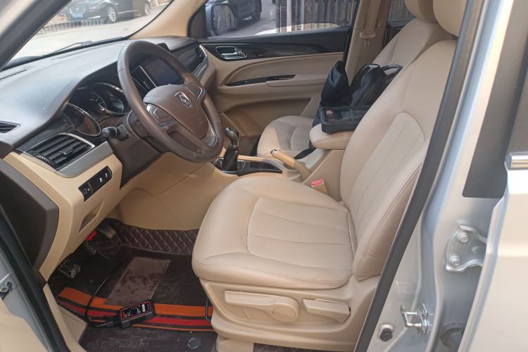 Used Baojun 730 2016 1.5L Manual Comfort Version 7 Seats China V Emission Standard
