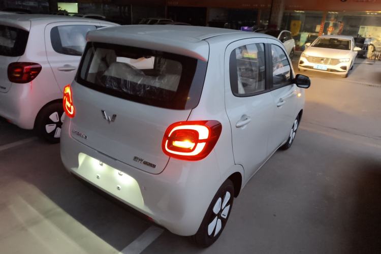 Used Wuling Hongguang MINIEV 2025 Four-Door Version Advanced Edition
