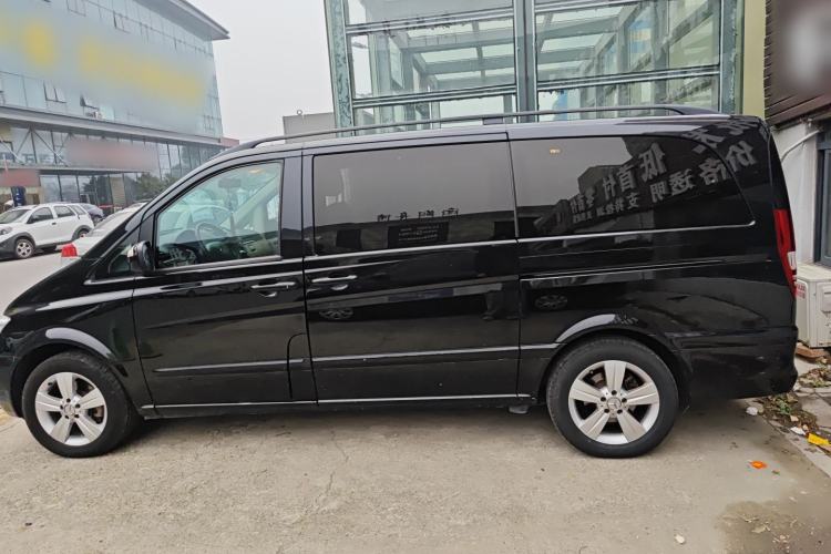 Used Mercedes-Benz Viano 2013 3.0L Comfort Edition
