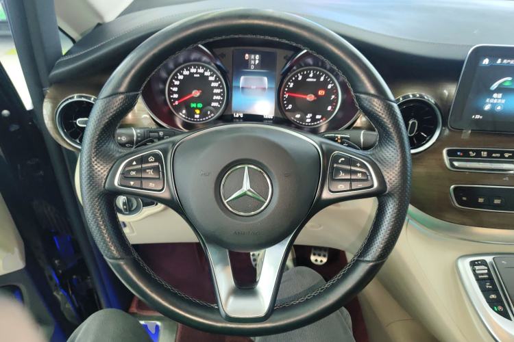 Used Mercedes-Benz V-Class 2020 V 260 L Long-wheelbase Luxury Edition