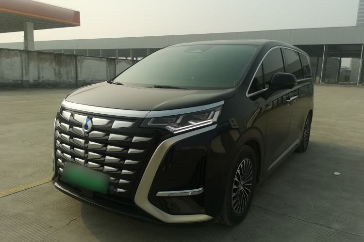 Used Denza D9 2024 DM-i 1050 Luxury Model