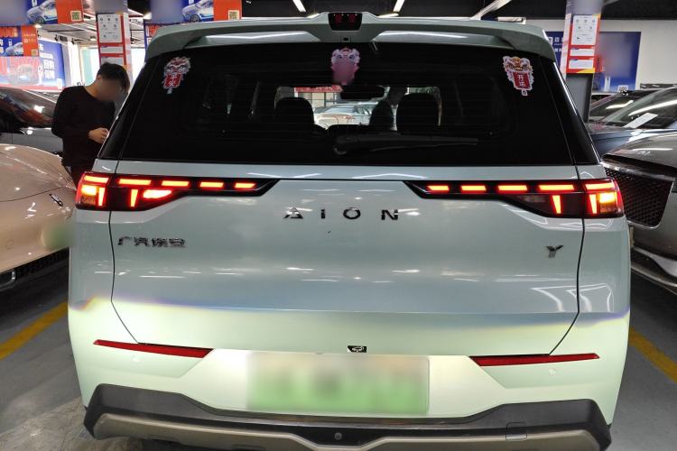 Used AION Y 2022 70 Tech Edition Lithium Iron Phosphate