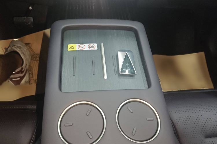 Used  07 2024 Max Extended-Range Edition