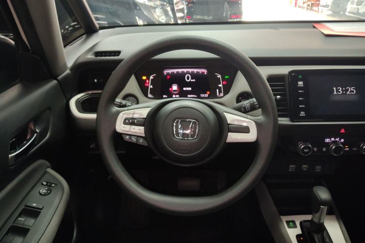 Used Honda LIFE 2021 1.5L CVT CRO-S Fun Edition
