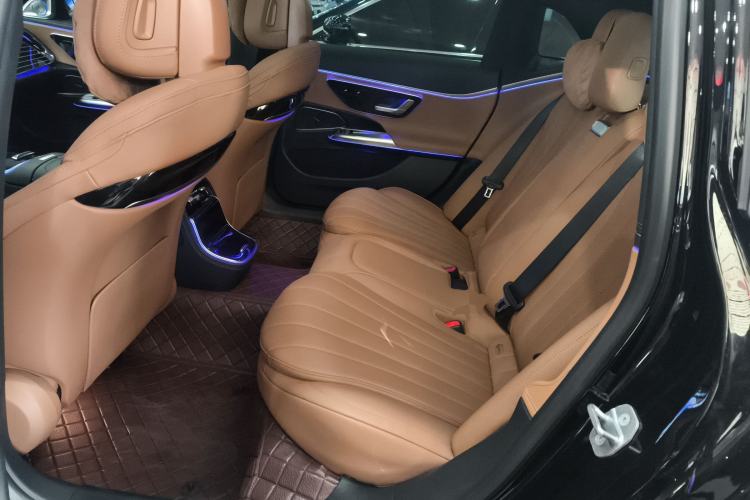 Used Mercedes-Benz E-Class 2024 E 260 L