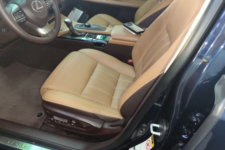 Used Lexus ES 2015 300h Comfort Edition