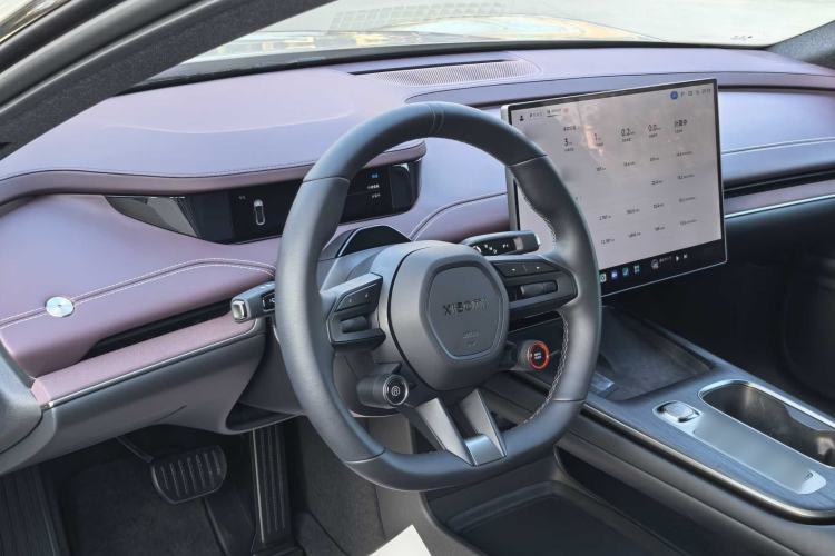 Used  SU7 2024 Rear-Drive Ultra-Long Range Advanced Pro-Level Intelligent Driving Version
