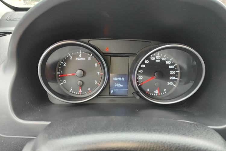 Used Haval H6 2016 Upgraded Model 1.5T Automatic Two-Wheel Drive Elite Version