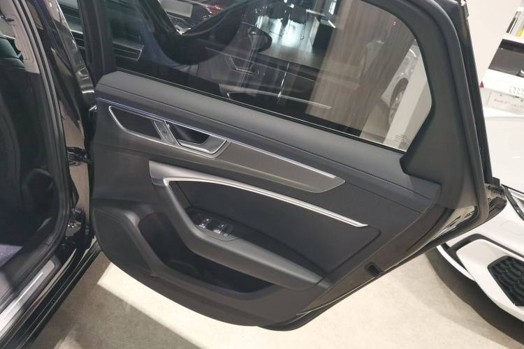 Used Audi A6L 2023 45 TFSI Prestige Elegant Edition
