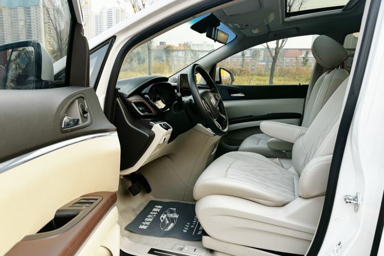 Used Buick GL8 2020 Land Business Class 652T Premium Model
